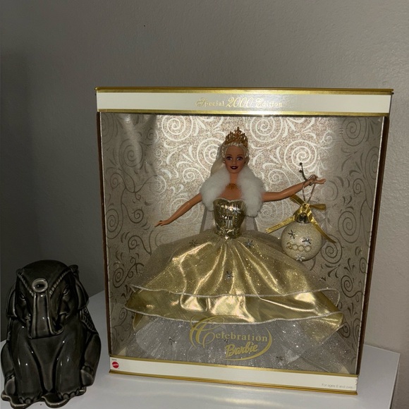 2000 Barbie collection doll - Picture 2 of 2